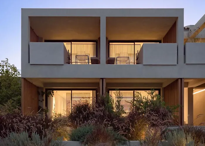 Ilya Botanic Apartment