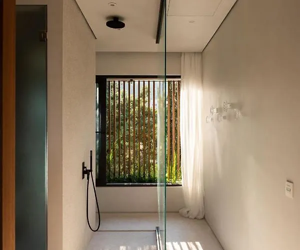 Ilya Botanic Apartment *